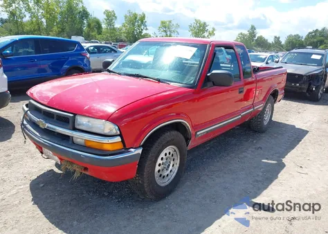 2001 Chevrolet S-10 Ls z USA, uszkodzony, nr VIN 1GCDT19WX18169807